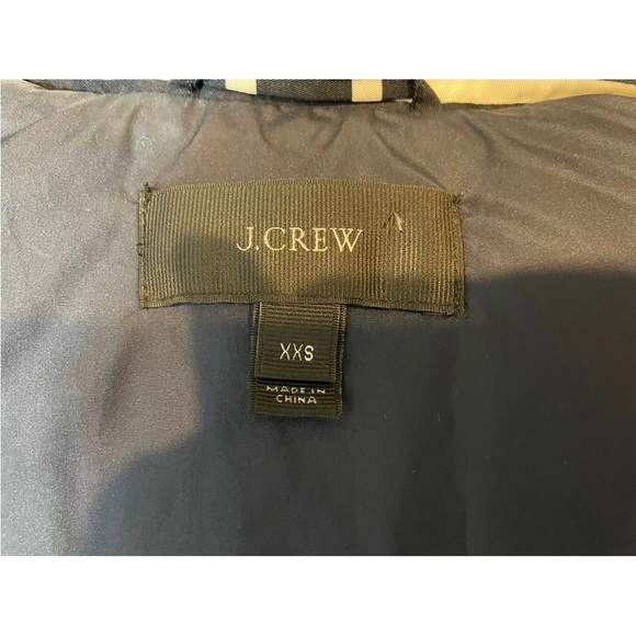 J Crew Women's XXS Navy Stripe Quilted Down Filled Excursion Vest - Picture 5 of 7